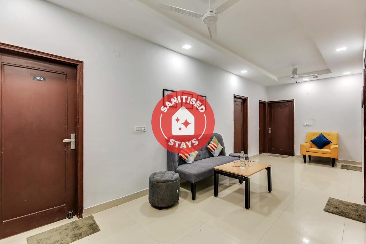 Oyo Home 64106 Comfortable Stay New Delhi Exterior photo