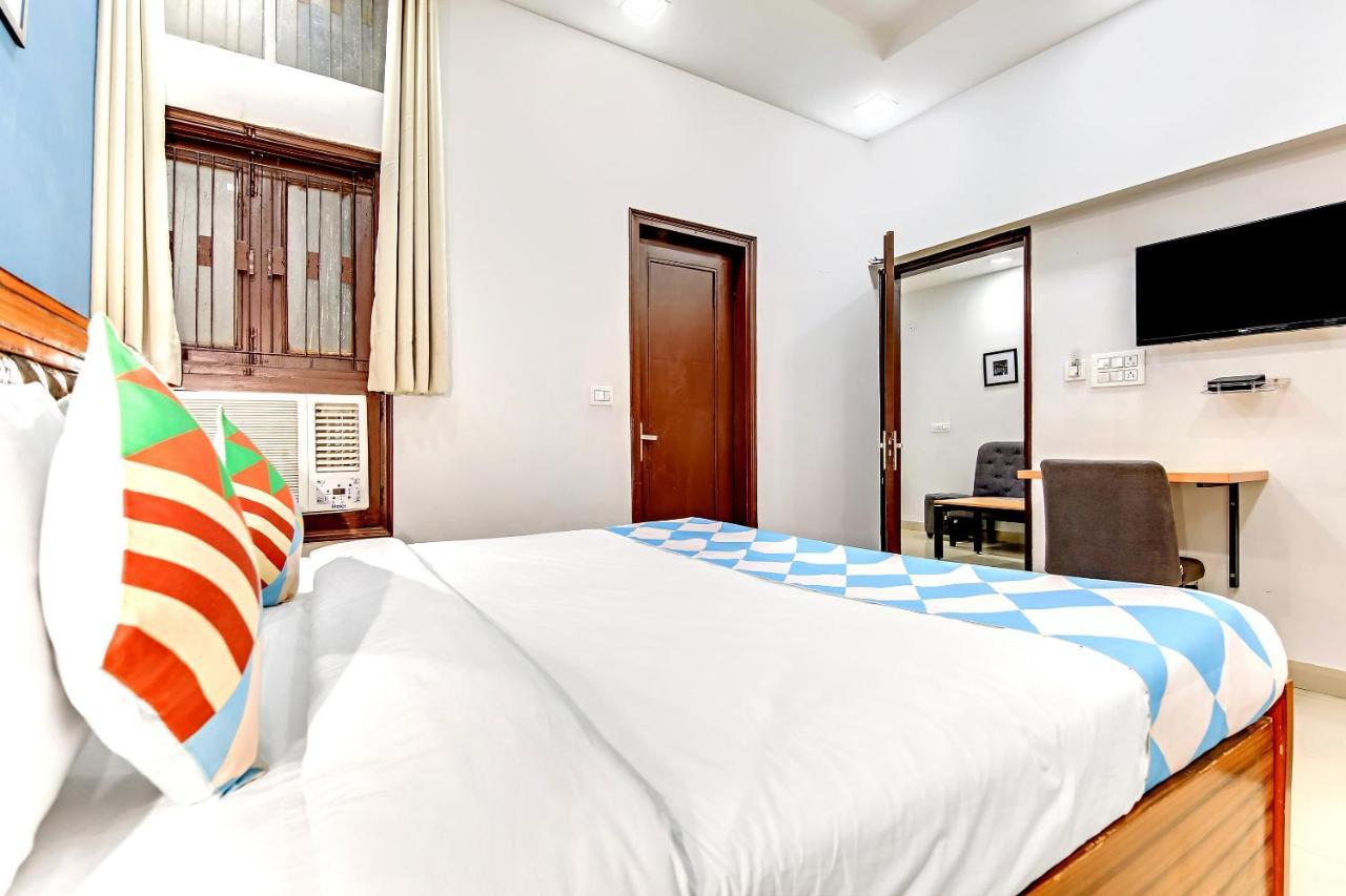Oyo Home 64106 Comfortable Stay New Delhi Exterior photo