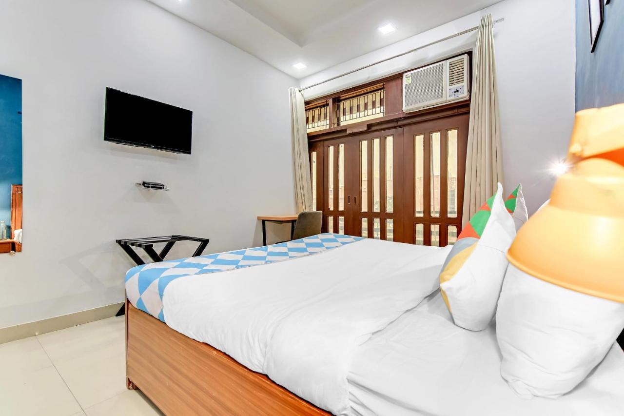 Oyo Home 64106 Comfortable Stay New Delhi Exterior photo
